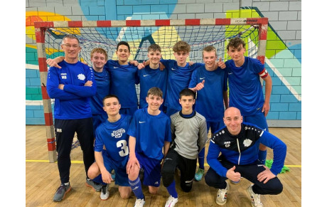 Les U18 en finale régionale futsal !